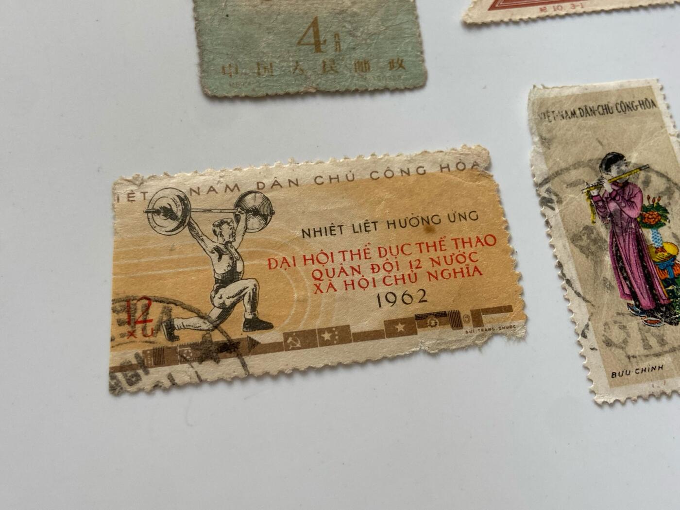 熹将军2025年秋冬小拍13 总54期 50年代中国越南老邮票 苏联人旧藏