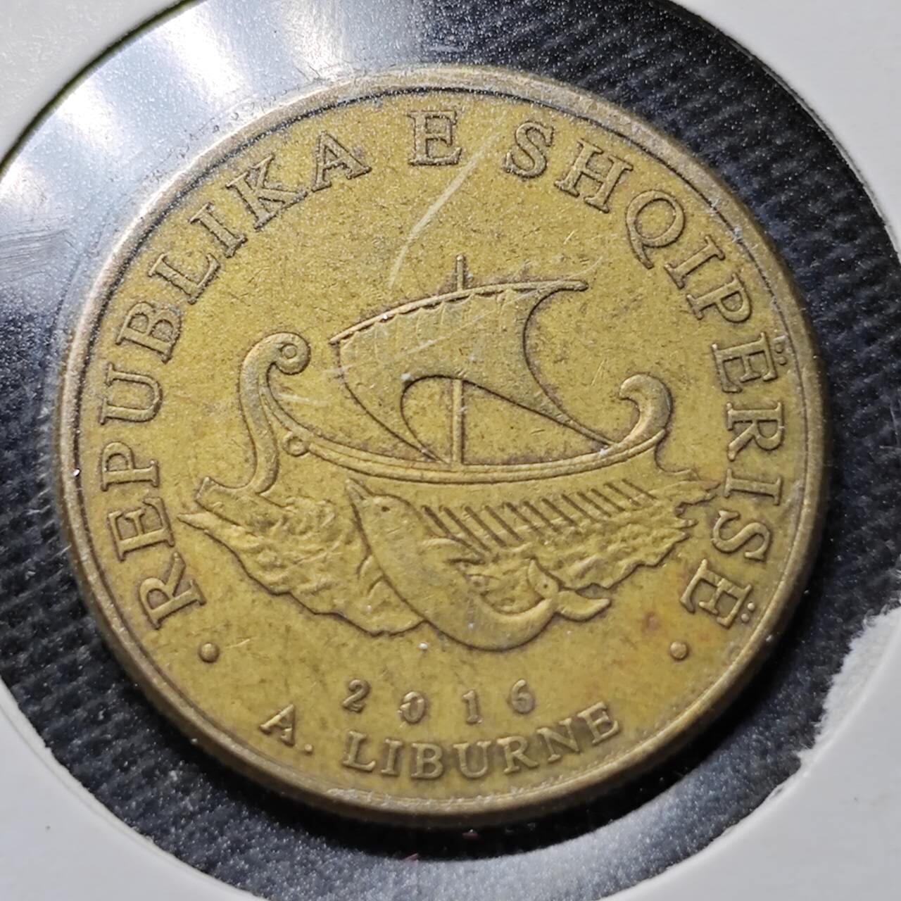 KK钱币收藏小铺  第359场  2月预留时间 周末发货  阿尔巴尼亚20列克