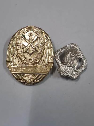 韵星假日拍卖第二十九期 -- Rimey Holidays Auction 29 - 民主德国体育与技术协会证章与体能mini