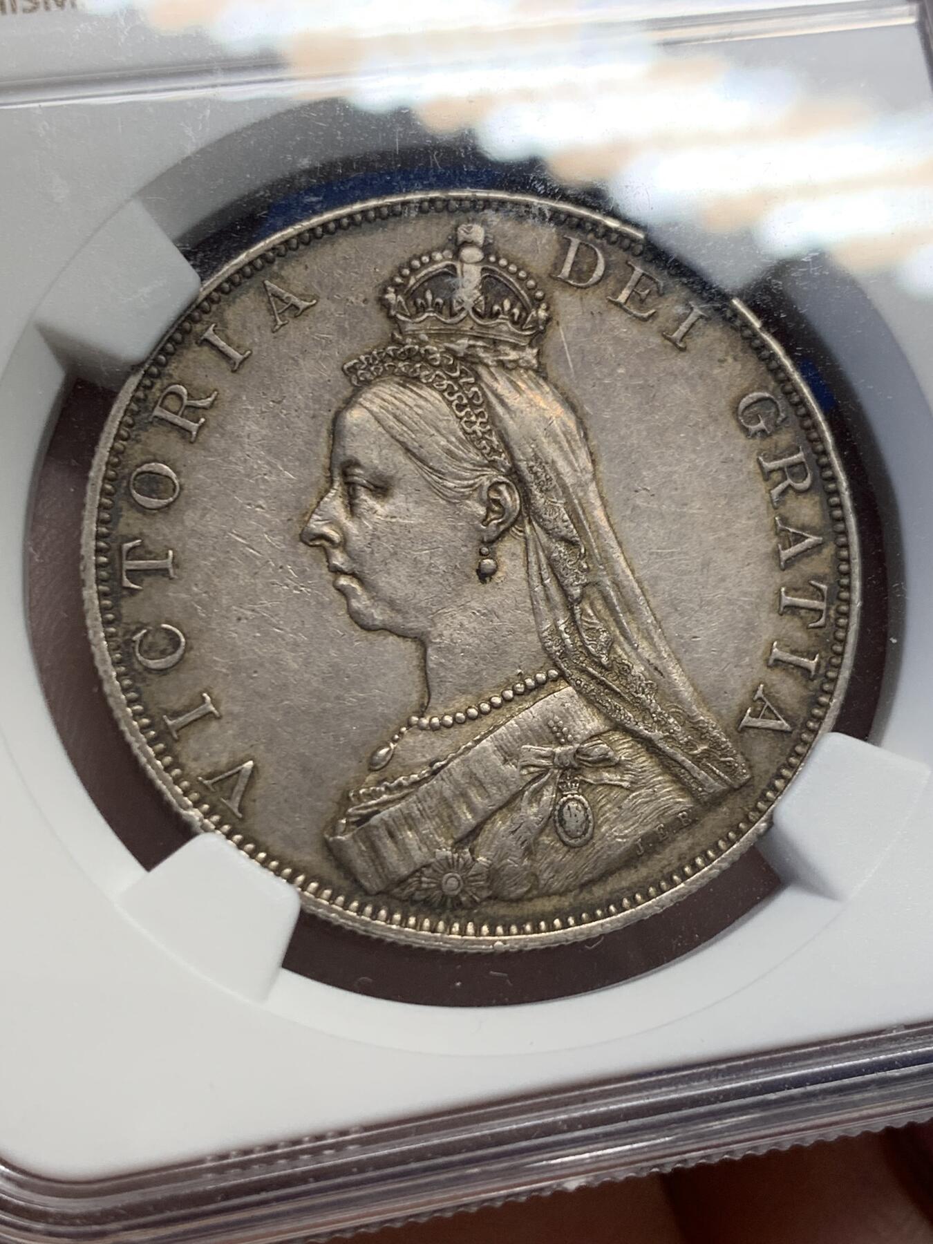 《竞宝斋》第432场 周日，周一 2场连拍 （全场包邮） NGC AU53 英国 1887年 维多利亚二世 双弗洛林银币，罗马1版本，好包浆