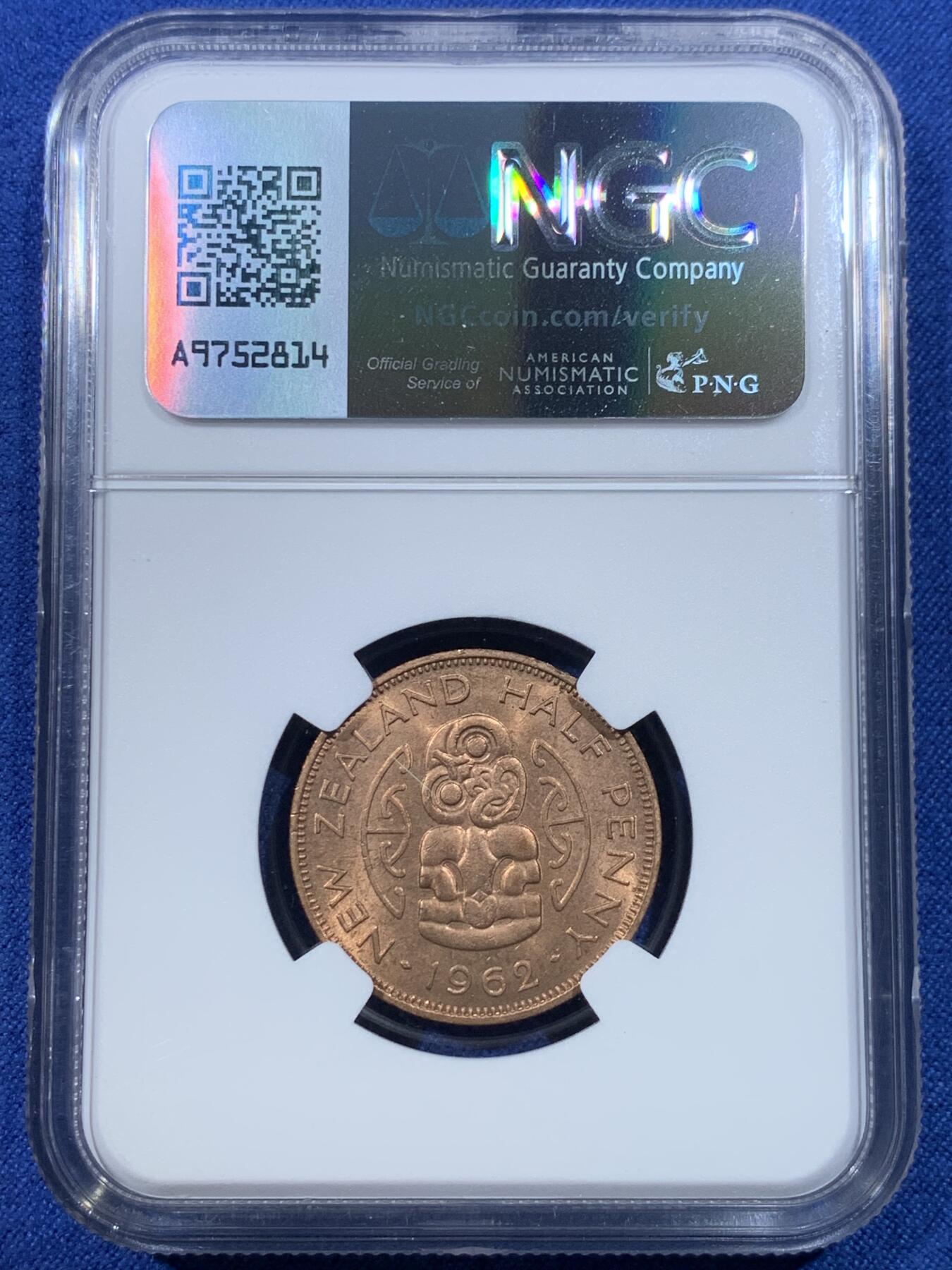 《竞宝斋》第432场 周日，周一 2场连拍 （全场包邮） 三枚一组 NGC MS63-64 澳大利亚新西兰1/2便士铜币