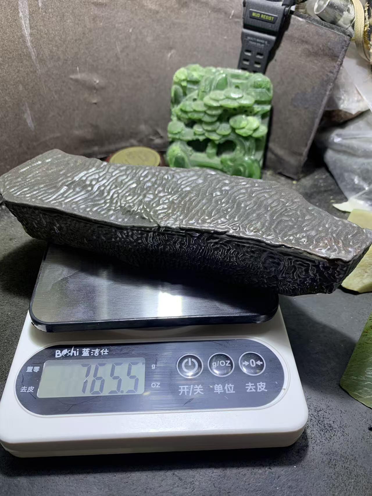 放一块福利，精美新疆泥石把件（摆件）一块
