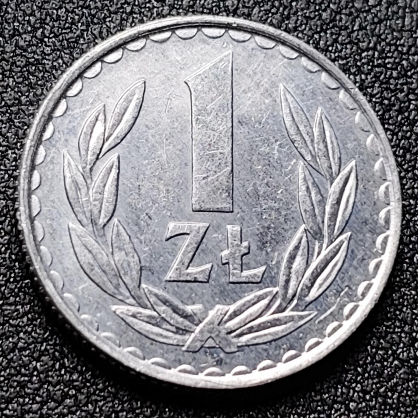 泉币菌-第119场-精品福利场 少见原光极美 1985年波兰1兹罗提铝制硬币 鹰.25mm