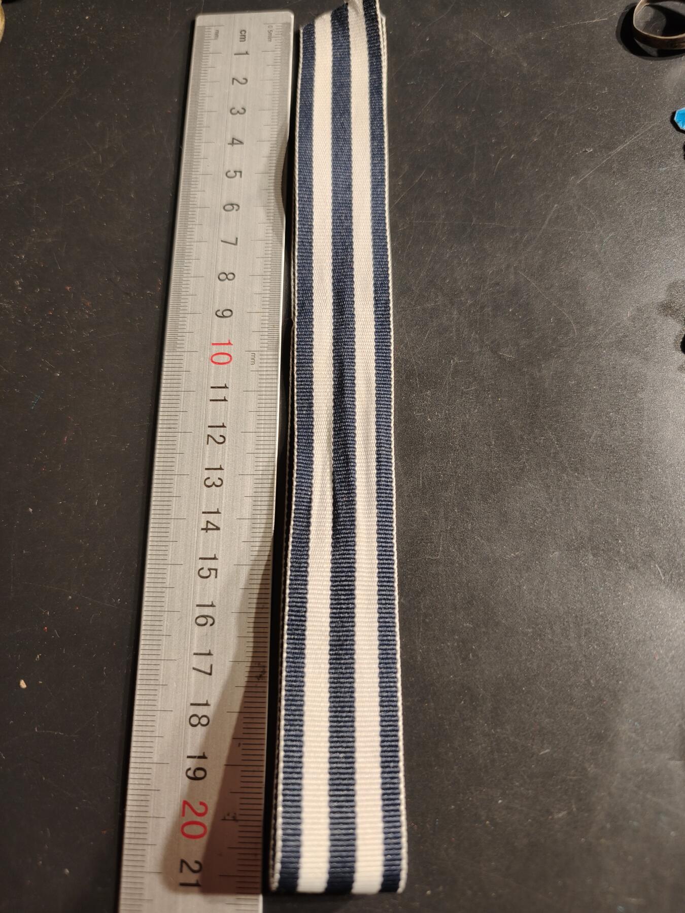 老王徽章第159期 英国海军长期服役奖章绶带    40cm