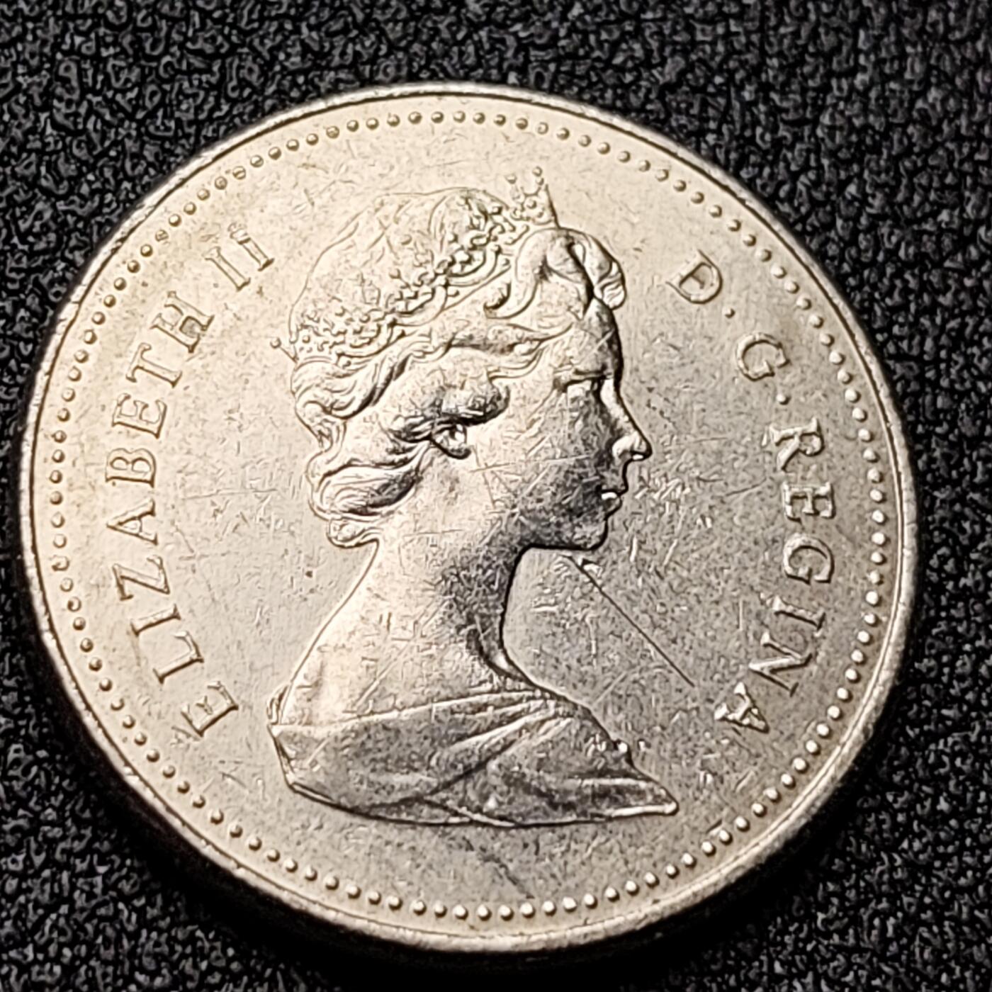 泉币菌-第118场-精品福利场 1979年 加拿大5分硬币 海狸.狸猫 伊莉莎白.21mm合金 