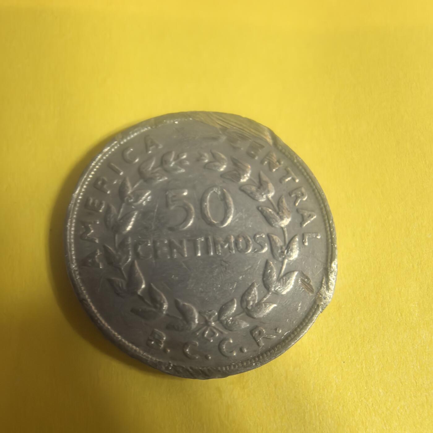 泡泡币外币第十六场可代拍15038385335微信 1970年哥斯达黎加50分。