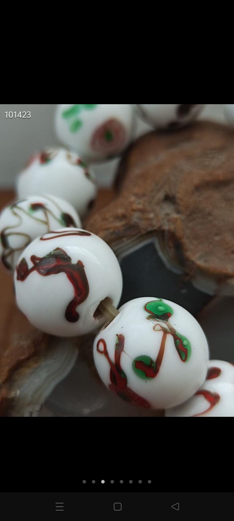 民国时期猫眼石手串，共计13枚玉珠，包浆圆润饱满，收藏佩戴非常漂亮，品相如图！