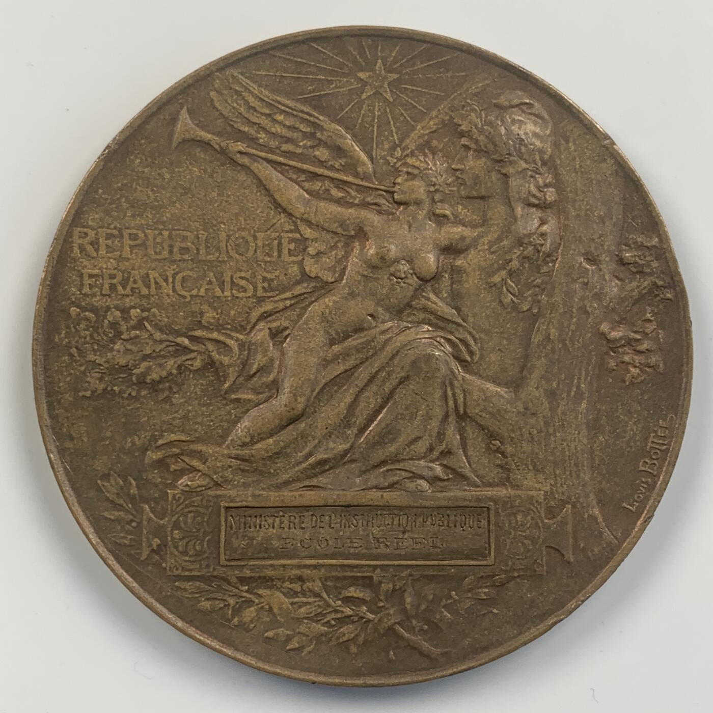 掌中浮雕-藏着的欧洲第039场 1889年法国巴黎世博会铜章，63mm，实发阴刻奖牌少见，雕刻家路易.博泰（L.Bottee）作品