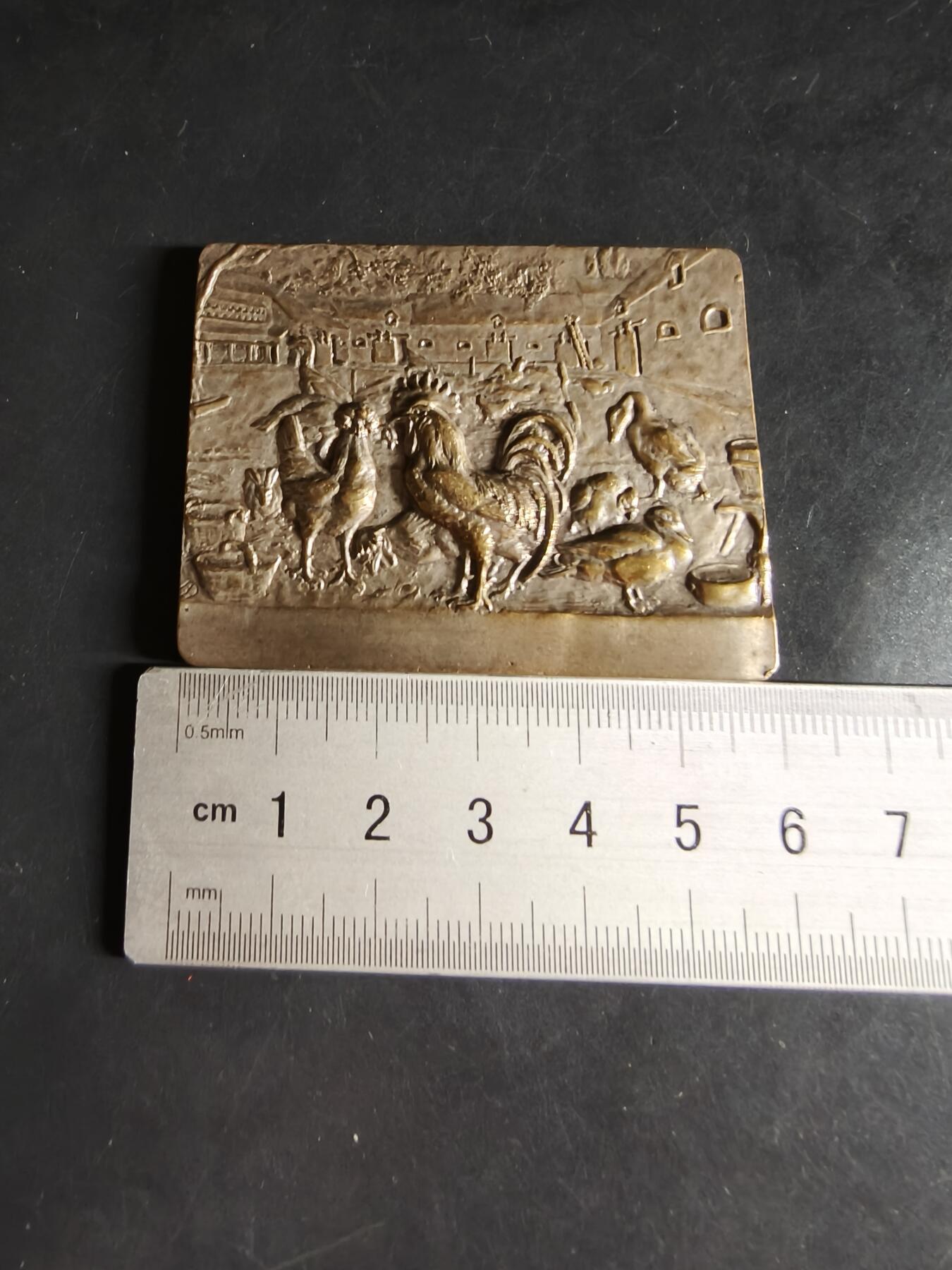 老王徽章第159期 法国奥尔良市养殖业方形镀银大铜章     尺寸57×45mm.    重量69.4g