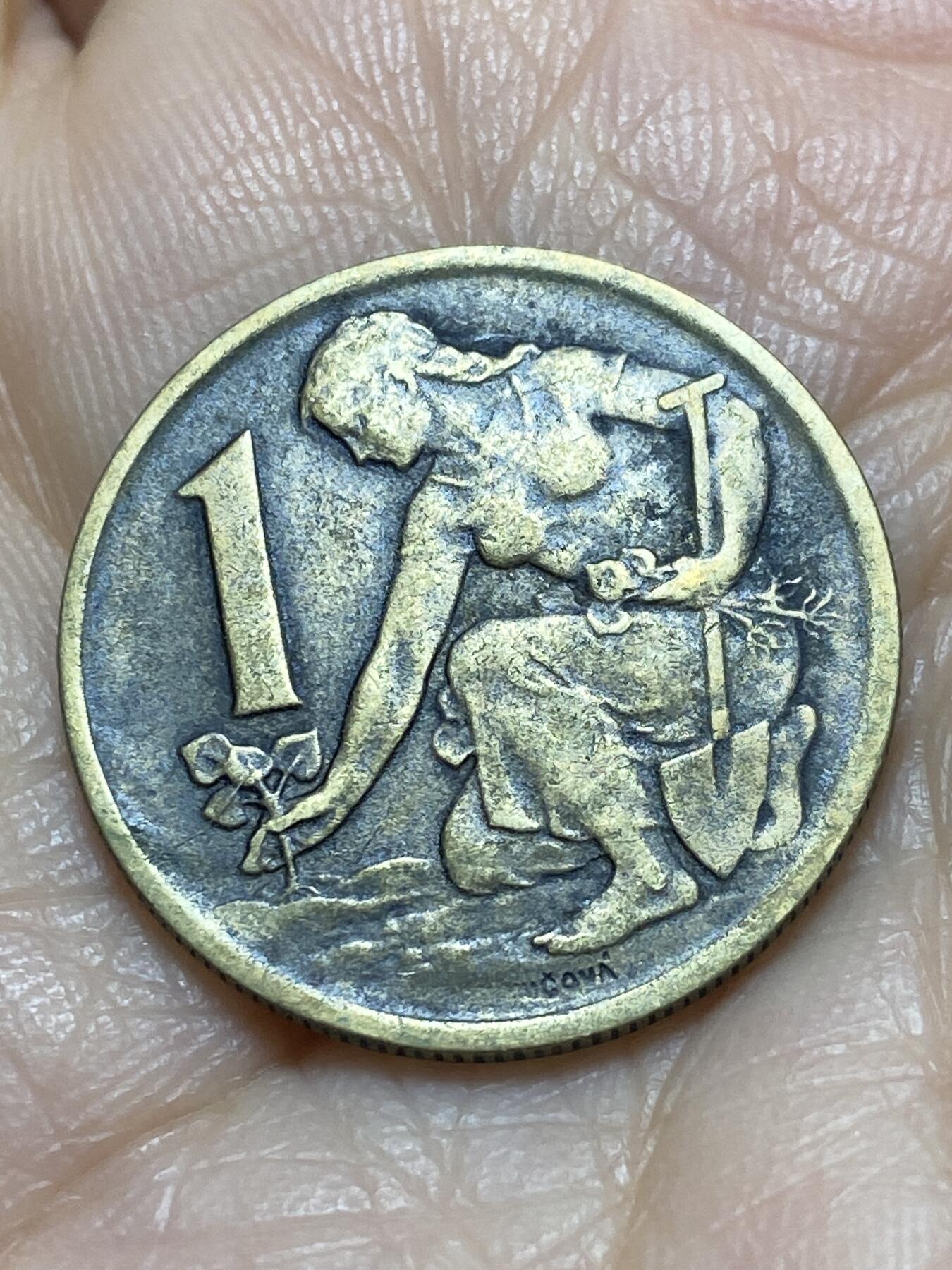 2025年第一百一十八场(总第一百四十四场）外国好品散币(免佣金) 捷克斯洛伐克1962年1克朗(社会主义共和国时期)