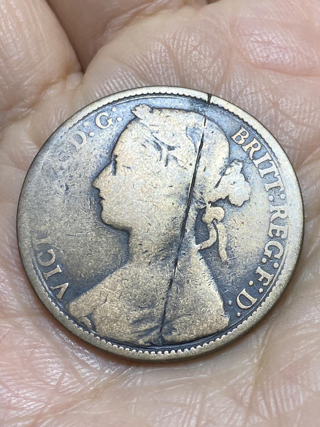 2025年第一百一十八场(总第一百四十四场）外国好品散币(免佣金) 英国🇬🇧1879年1便士(维多利亚女王中年桂冠第二版)