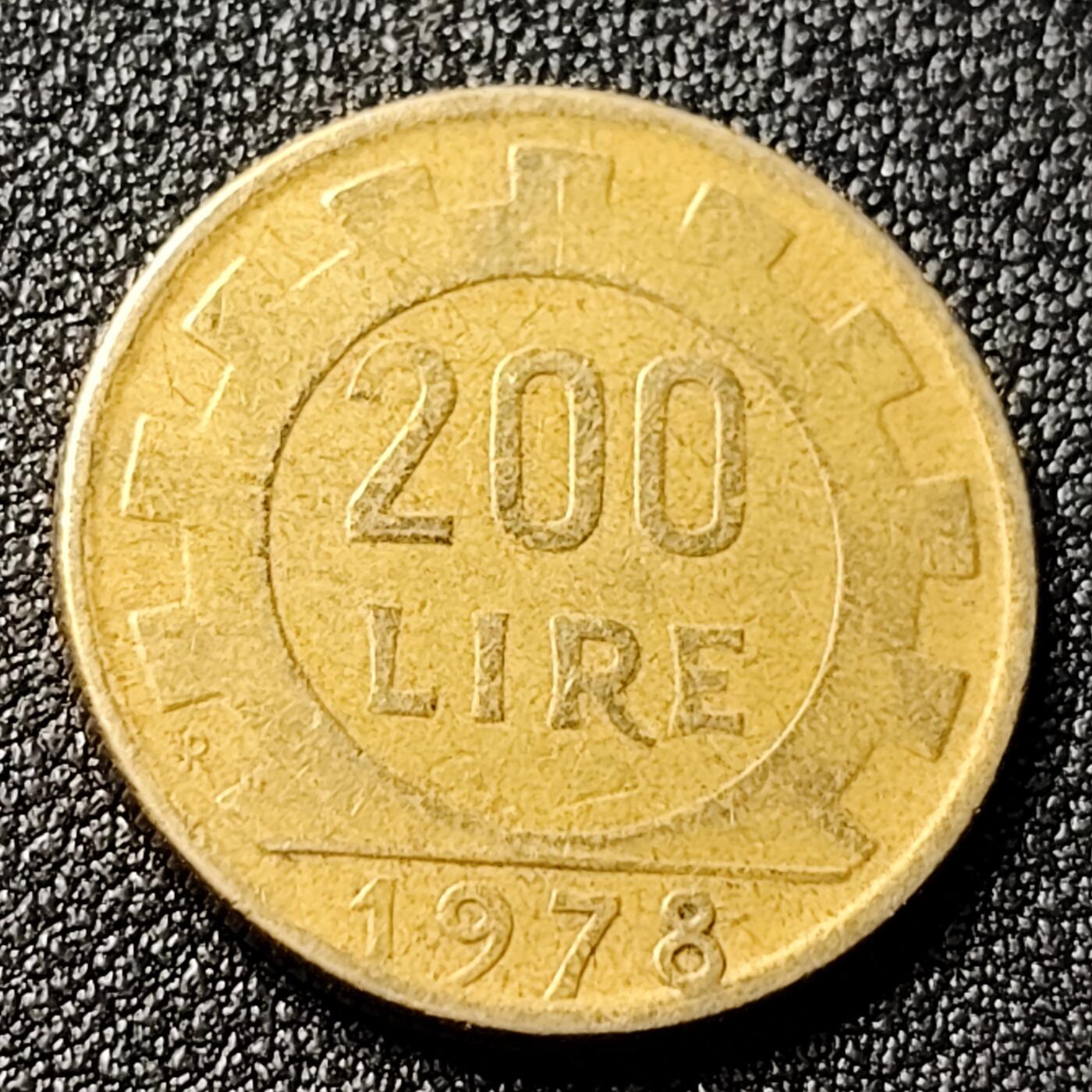 泉币菌-第118场-精品福利场 意大利1978年200里拉 丰收女神 齿轮 铝青铜币 外国硬币 24mm