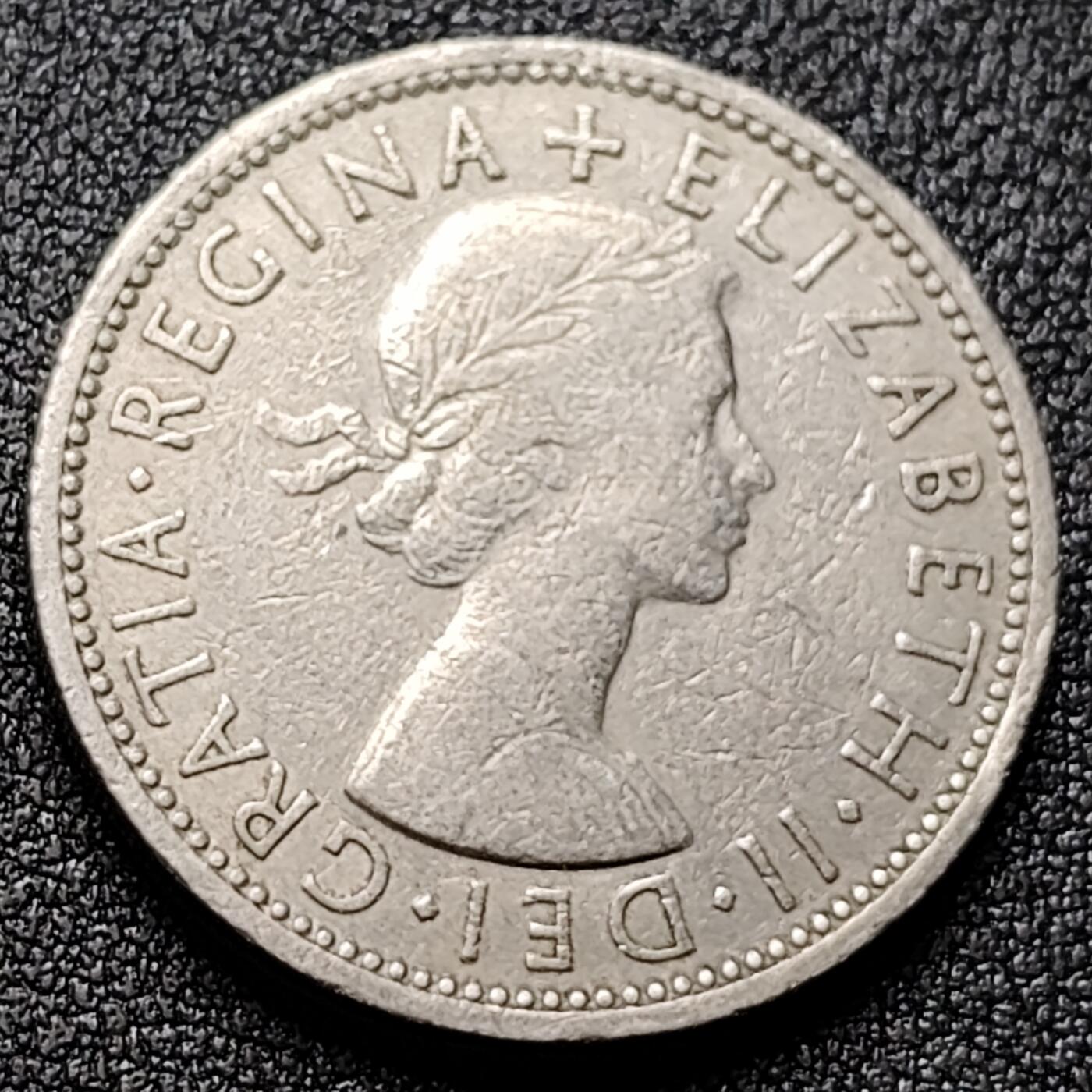 泉币菌-第118场-精品福利场  英国早期1966年2先令老镍币 伊丽莎白二世青年女王头像 28.3MM