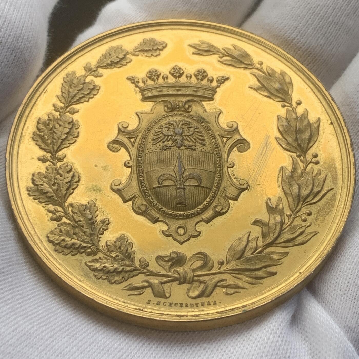 掌中浮雕-藏着的欧洲第039场 1882年奥地利工业与农业展览会镀金铜章 ， 61mm ，74.9g，雕刻大师安东.沙夫（A.Scharff）作品