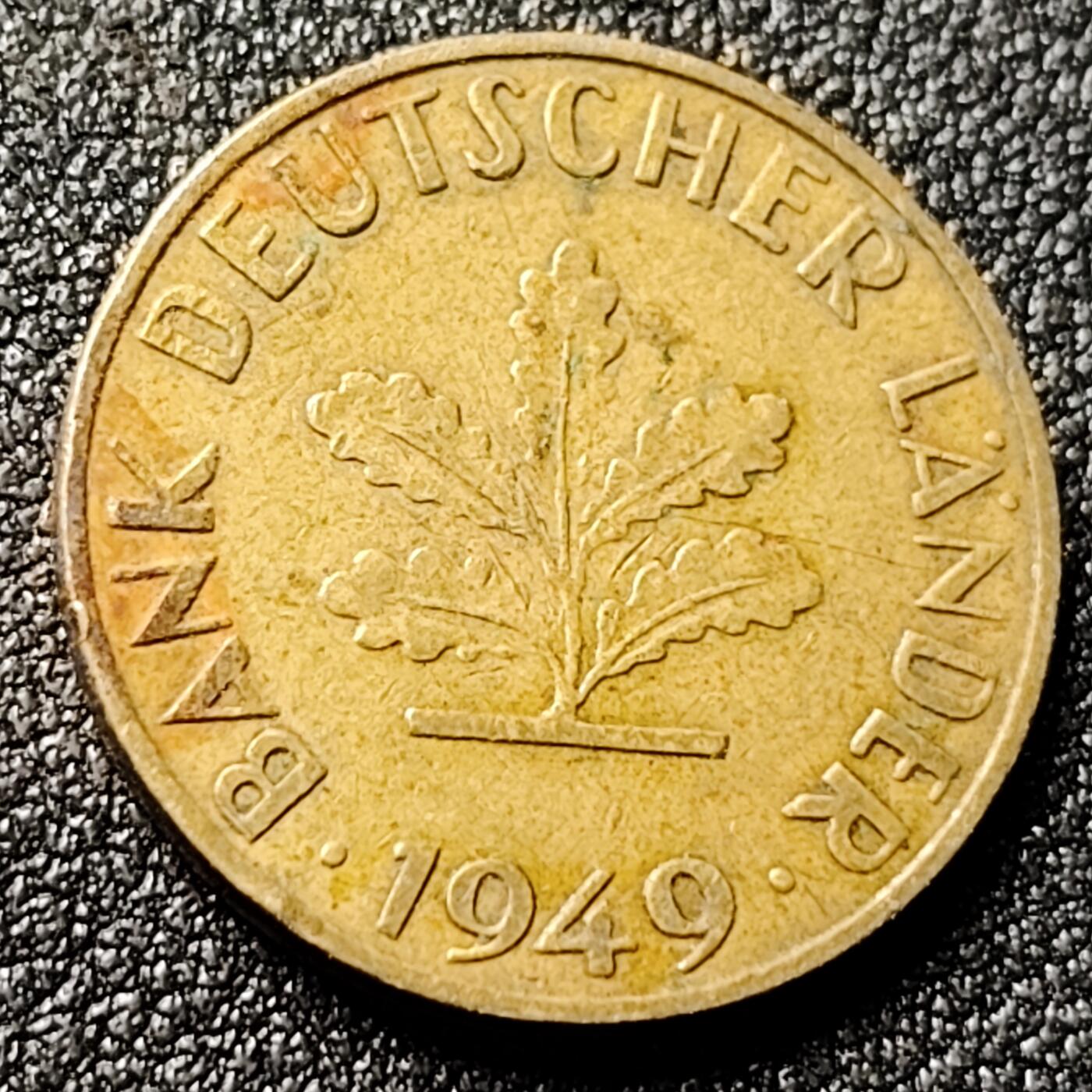 泉币菌-第118场-精品福利场 少见 早期币 德国1949年 10芬尼硬币