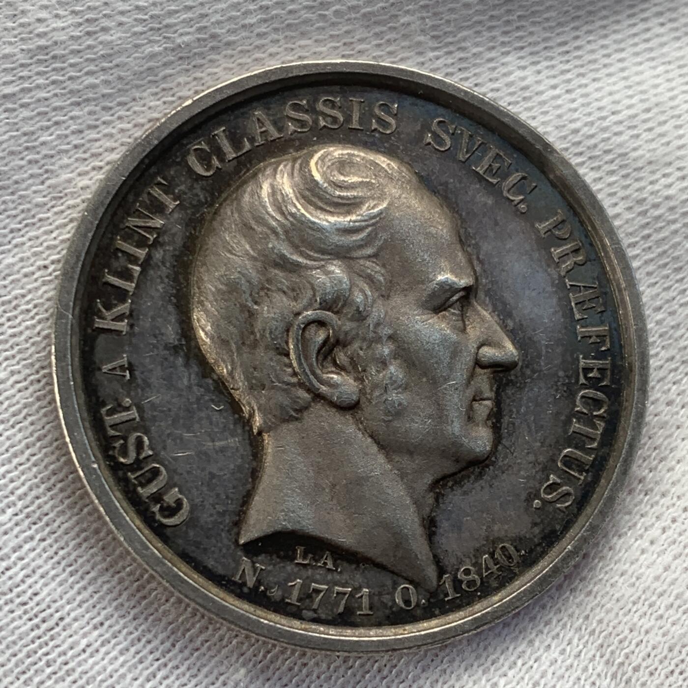 掌中浮雕-藏着的欧洲第039场 1884年瑞典海军中将古斯塔夫·阿夫·克林特银章,  31mm，15g，Lea Ahlborn雕刻，1884年颁发给皇家航海气象局。少见