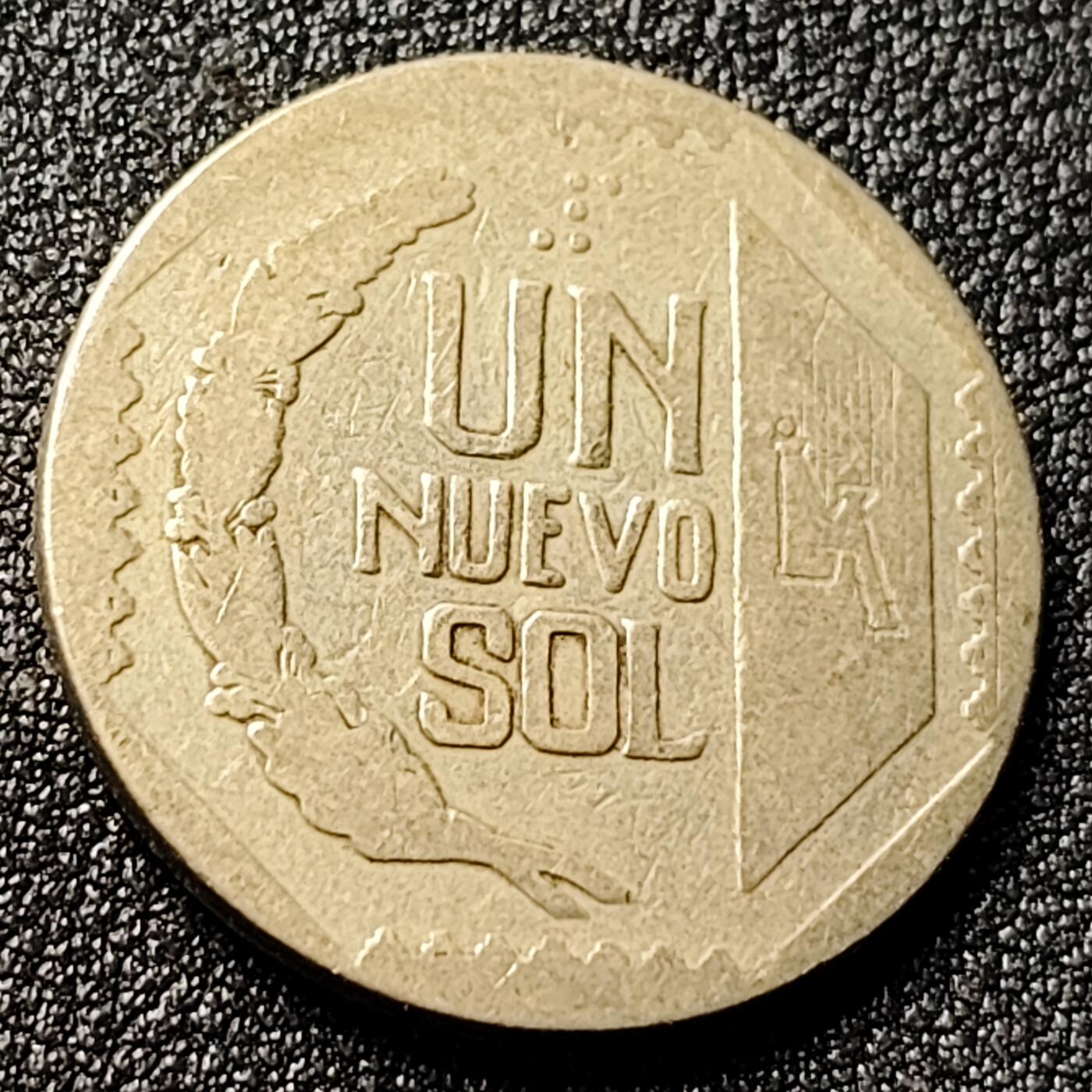 泉币菌-第118场-精品福利场 秘鲁1索尔 骆马 金鸡纳树 铜镍 25mm 