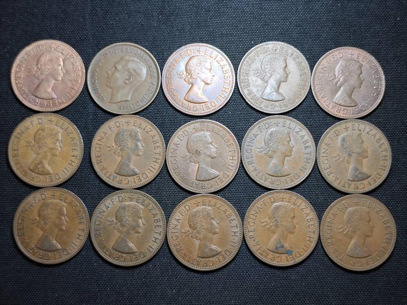 KK钱币收藏小铺  第359场  2月预留时间 周末发货  英国一便士铜币一组15枚