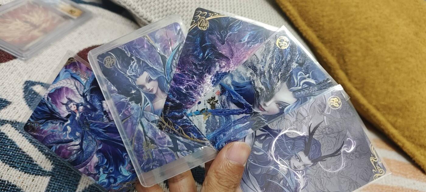 秋原瞳的小店第二十七期（持续收拍，11月秋意正浓，冬欲近，暖心囤卡好时光）