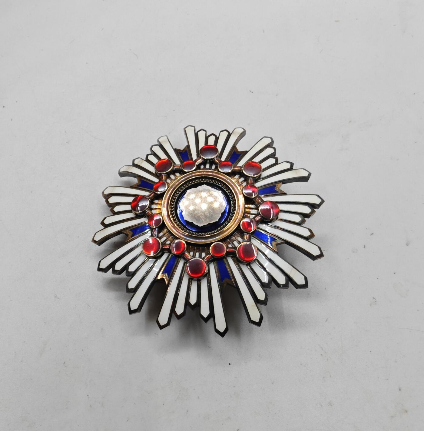 红色经典收藏拍卖专场第28期 勿忘国耻勿忘历史 战时二等瑞宝勋章带原盒 