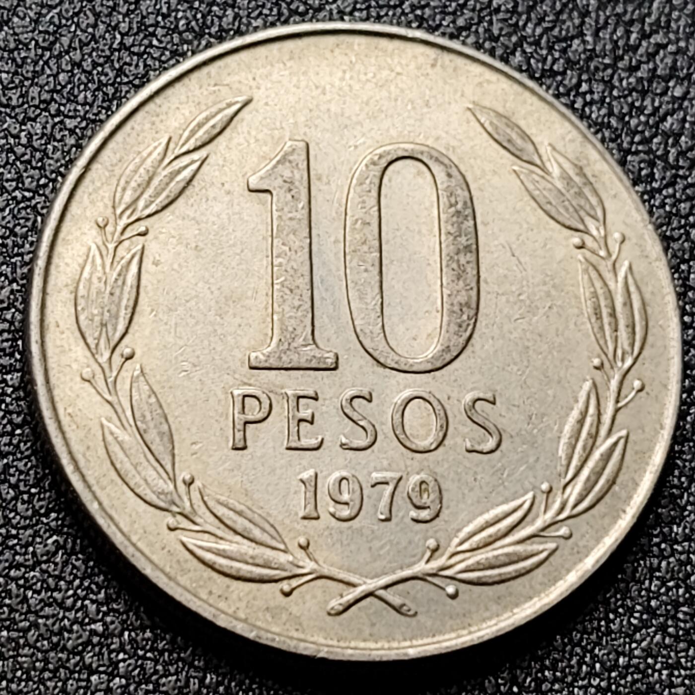 泉币菌-第118场-精品福利场 老版大币 智利1979年10比索 释放的女伮