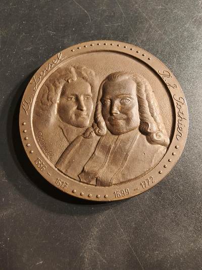 老王徽章第159期 - 法国储蓄银行公证人大铜章    直径58mm.   重量124.4g