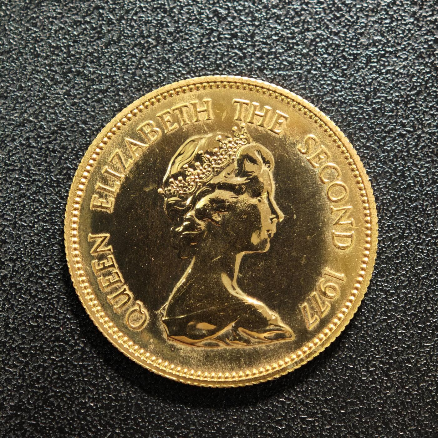 【德藏】世界币章拍卖第151期（拍品征集中~欢迎藏友联系） 1977年 中国香港首套蛇年1000元纪念金币 917金 15.97克（本期难得将十二生肖凑齐，并均有上拍，欢迎查看其他生肖）