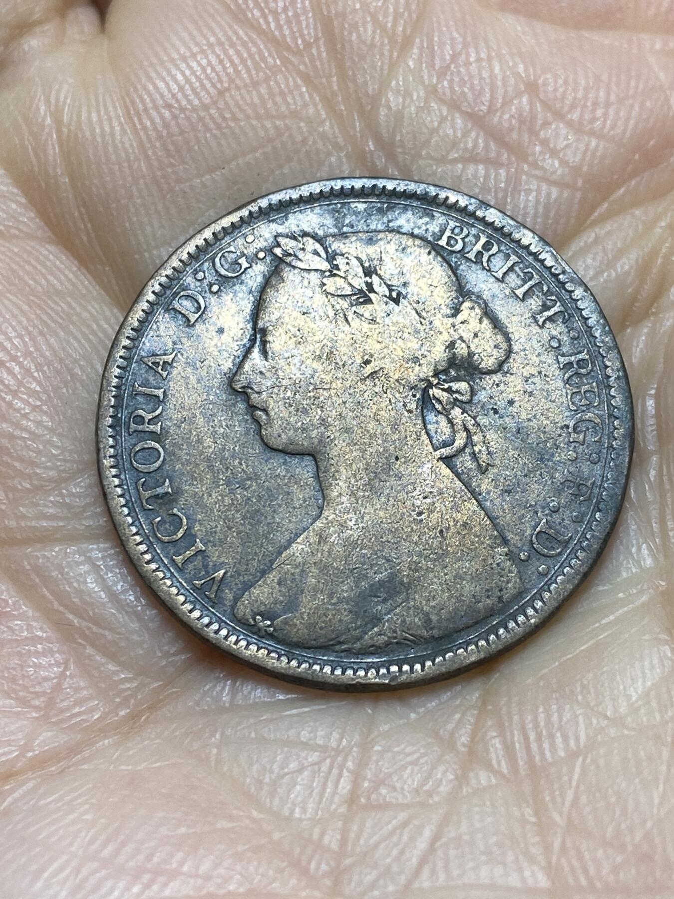 2025年第一百一十八场(总第一百四十四场）外国好品散币(免佣金) 英国🇬🇧1886年半便士(维多利亚女王中年桂冠，第三版)