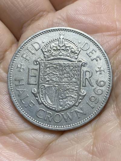 2025年第一百一十八场(总第一百四十四场）外国好品散币(免佣金) - 英国🇬🇧1966年半克朗(伊丽莎白二世青年桂冠第二版)