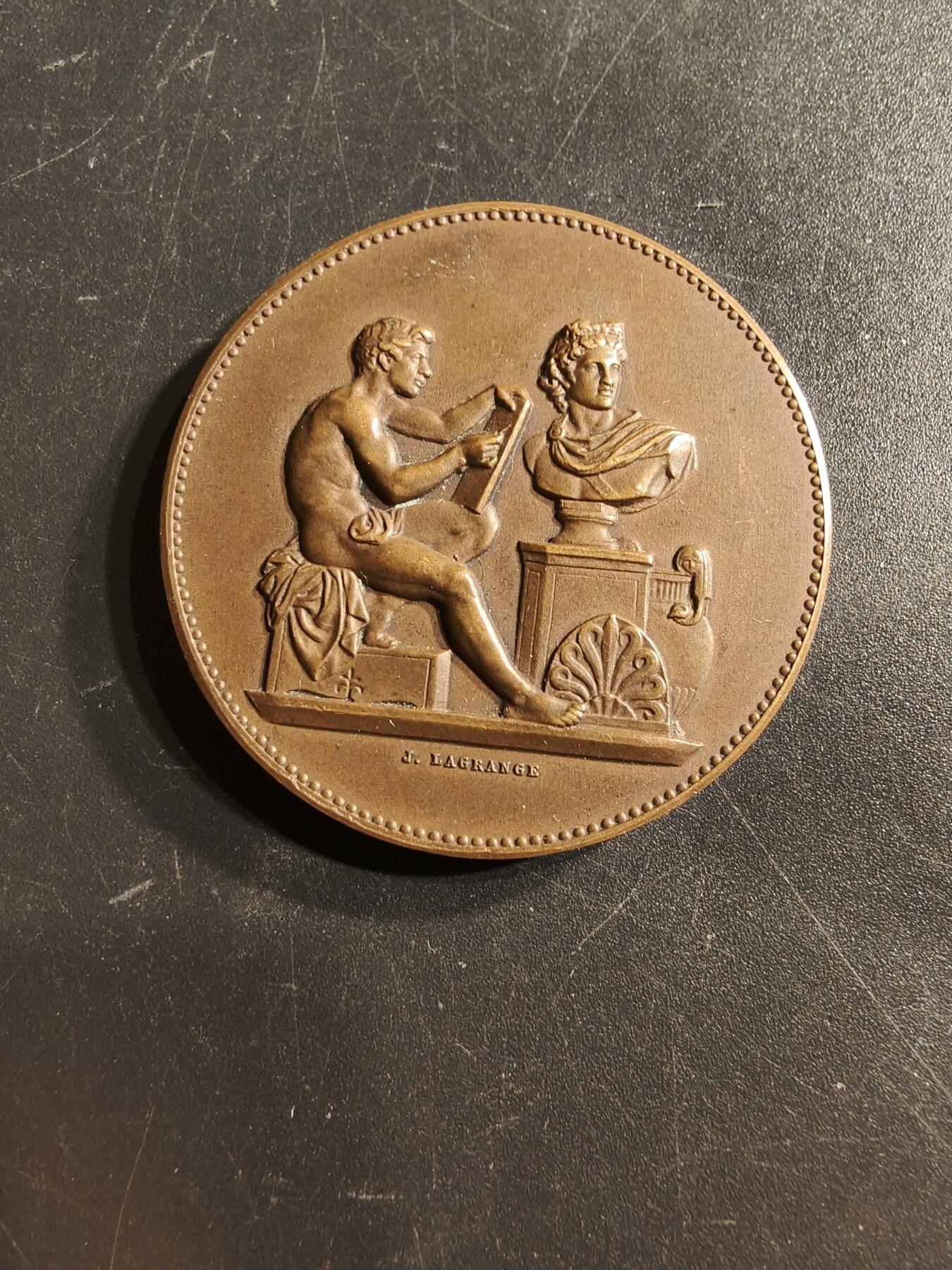 老王徽章第159期  法国1907年巴黎市应用美术与工业大铜章     直径36mm.   重量29.2g