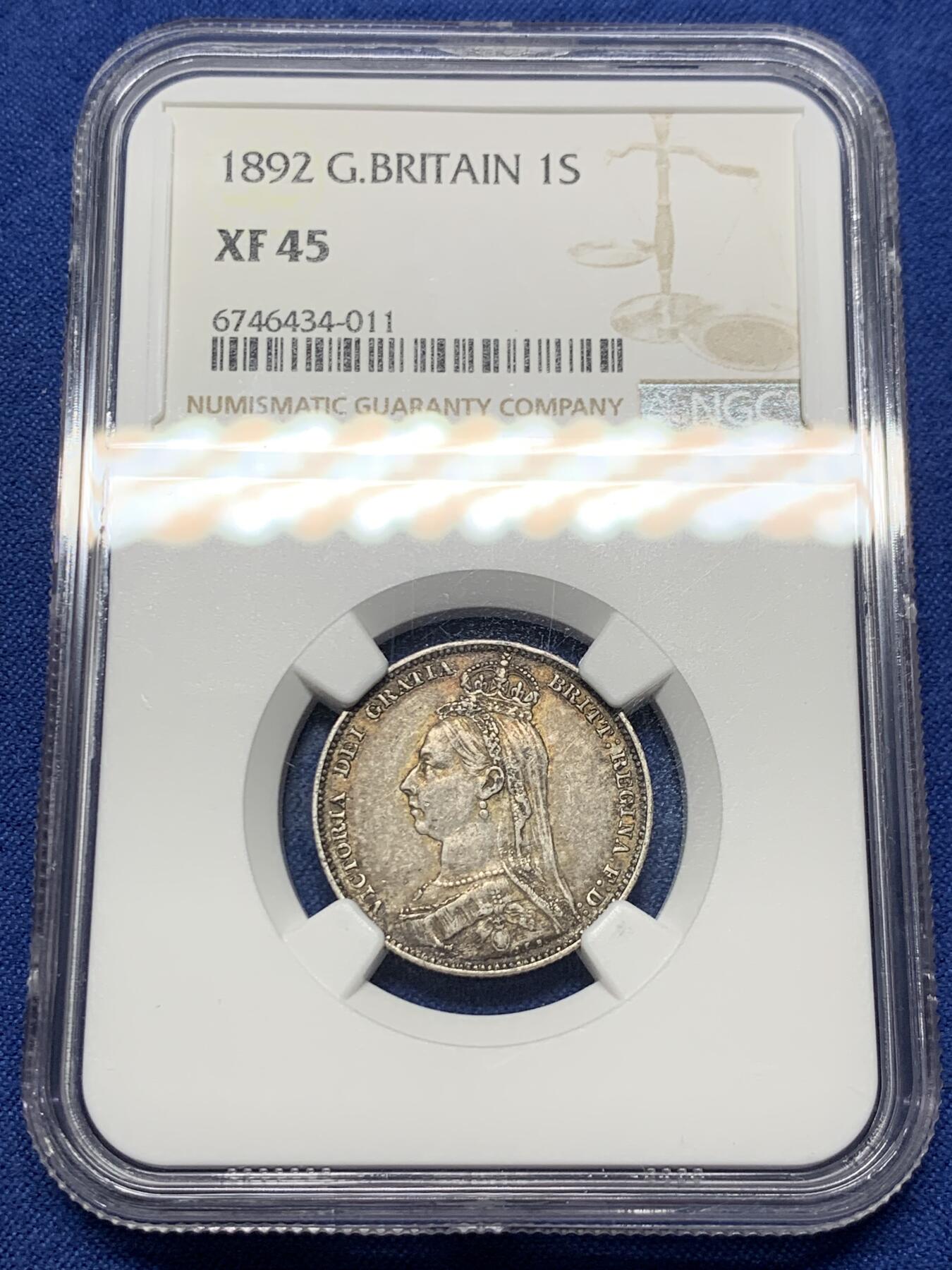 《竞宝斋》第433场 周日，周一 2场连拍 （全场包邮） NGC XF45 英国1892年维多利亚女王高冠1先令银币 原味深包浆