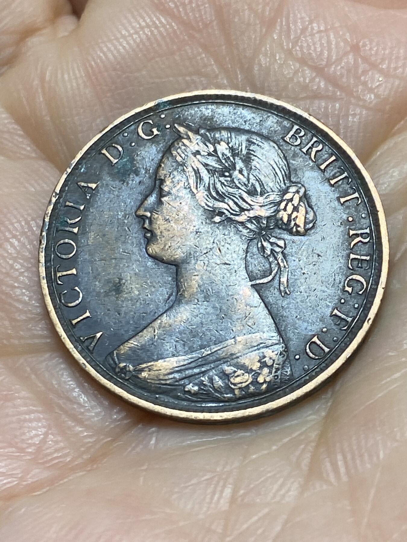 2025年第一百一十八场(总第一百四十四场）外国好品散币(免佣金) 英国🇬🇧1862年半便士(维多利亚女王中年桂冠第二版)