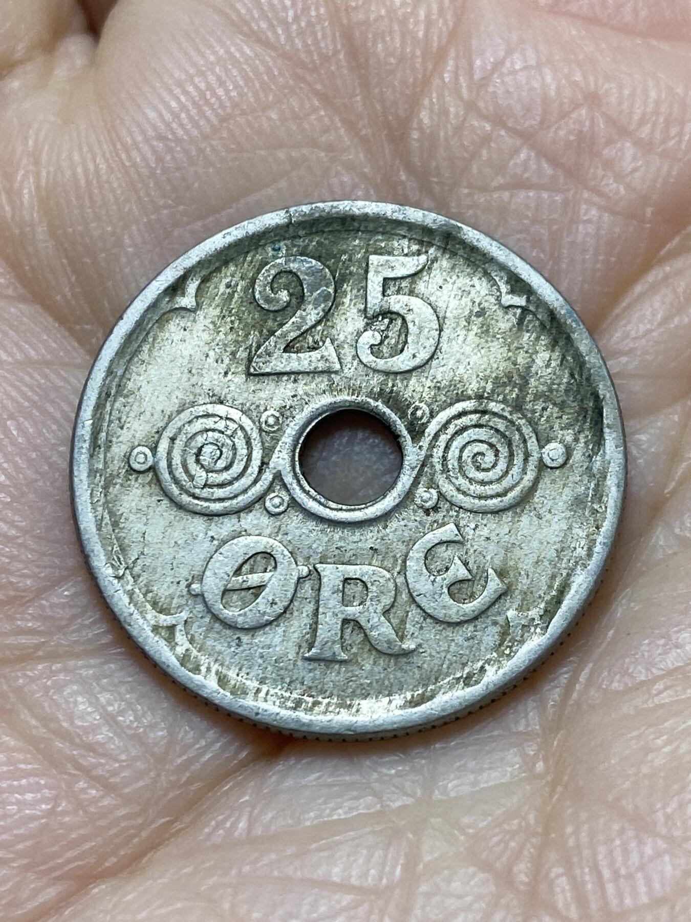 2025年第一百一十八场(总第一百四十四场）外国好品散币(免佣金) 丹麦🇩🇰1924年25欧尔(克里斯蒂安十世第四版，首发年仅发行3年)