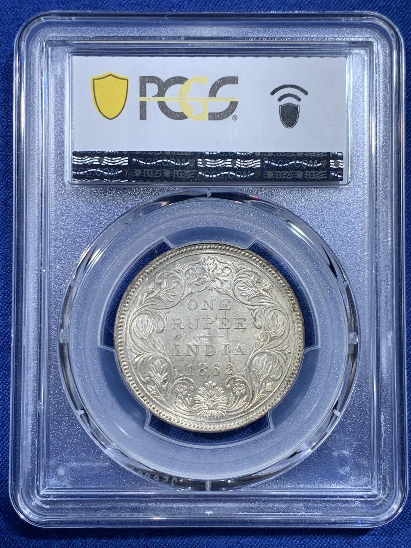 《竞宝斋》第433场 周日，周一 2场连拍 （全场包邮） PCGS MS62 英属印度1862年维多利亚女王1卢比银币，原光好状态