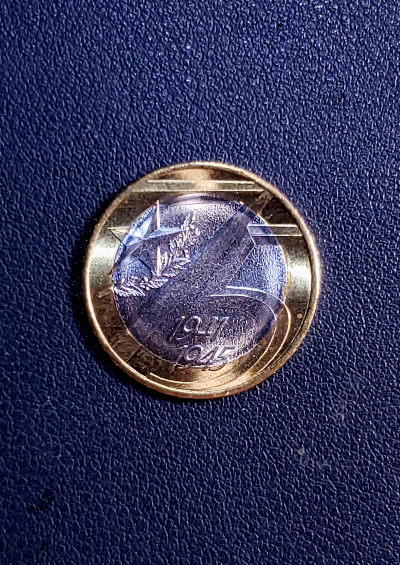 世界各国普、纪币捡漏专场(第十七场) 2019～2020年俄罗斯纪念二战胜利75周年发行25卢布铜镍19枚、10卢布双金属1枚纪念币