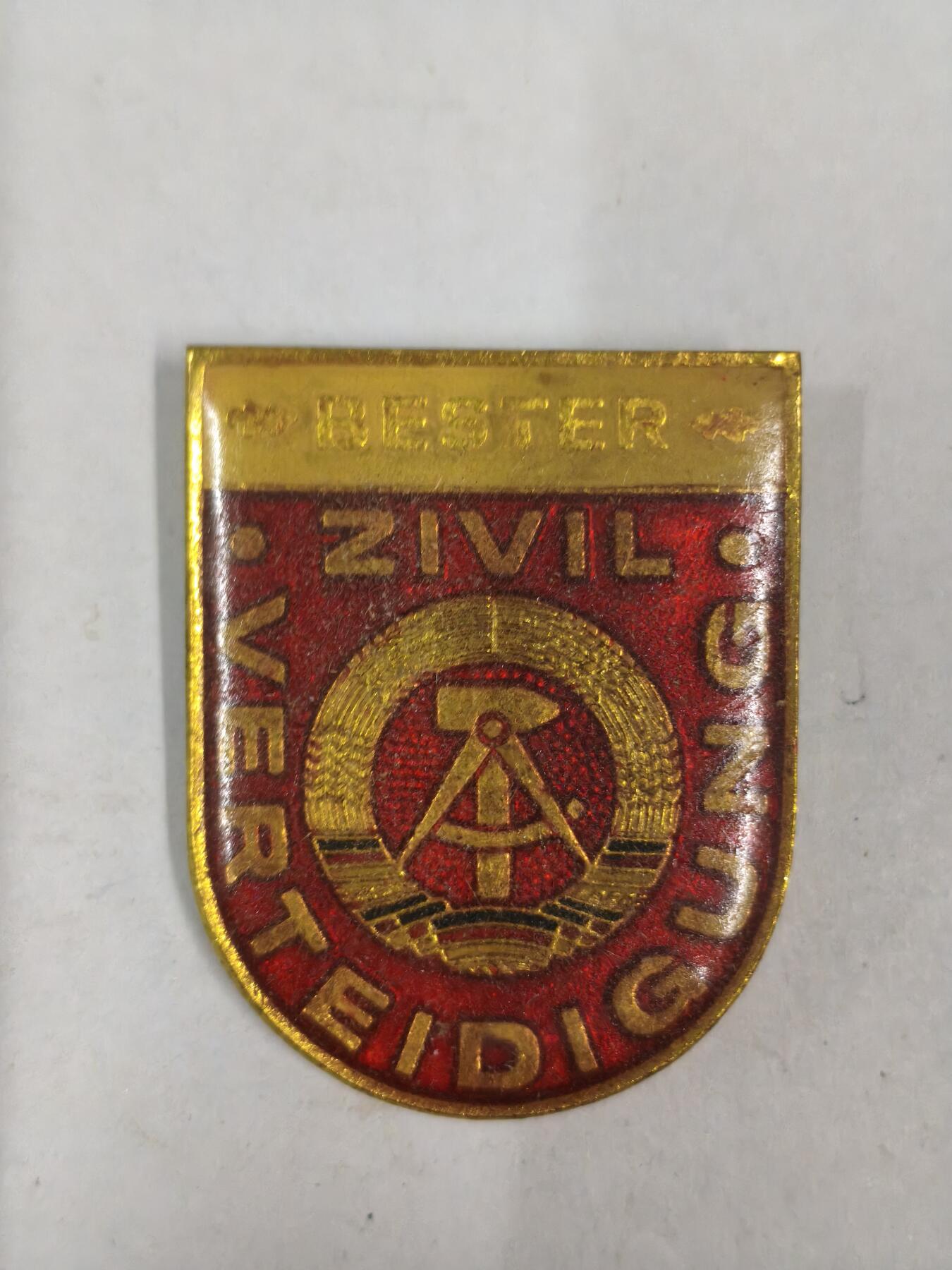 韵星假日拍卖第二十九期 -- Rimey Holidays Auction 29 民主德国民防徽章