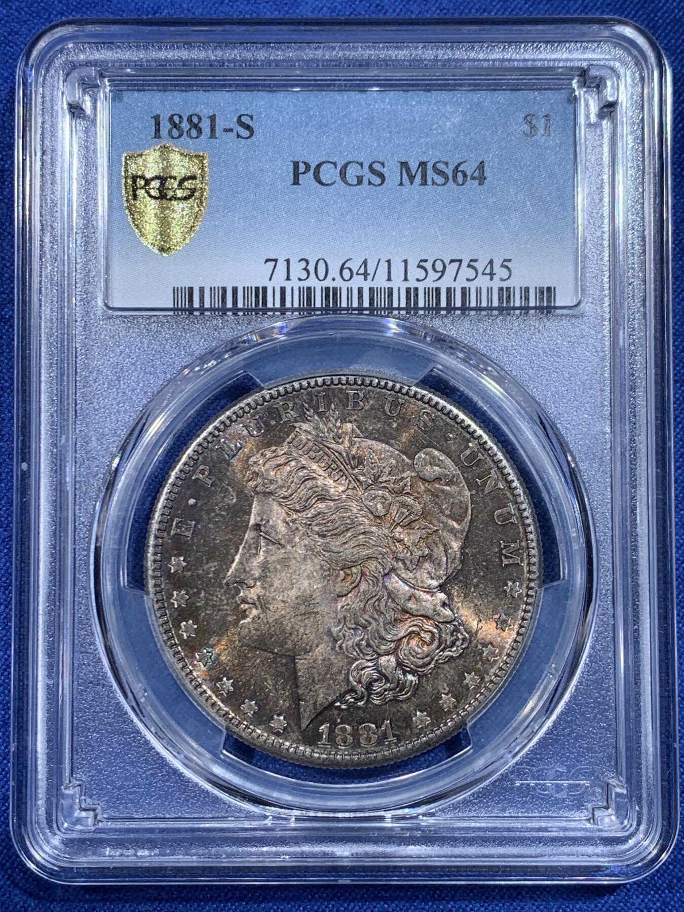 《竞宝斋》第433场 周日，周一 2场连拍 （全场包邮） PCGS MS64 美国1881年摩根银币S厂 两面红金色满彩 底光充足 该枚两面难得彩系统一 光度好