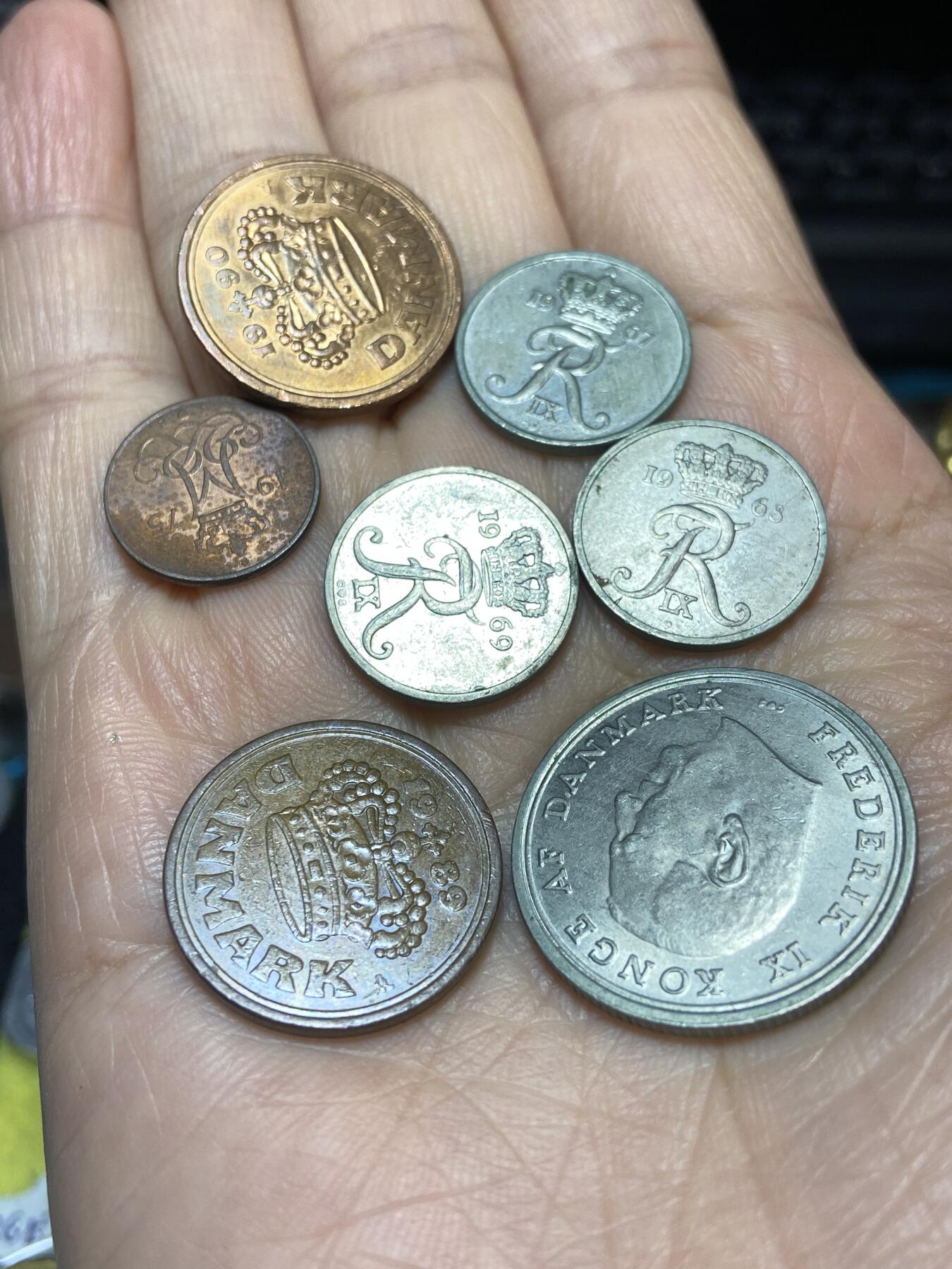 2025年第一百一十八场(总第一百四十四场）外国好品散币(免佣金) 丹麦🇩🇰散币7枚：1970年1克朗，1989年1990年50欧尔，1967年68年69年10欧尔，1975年5欧尔