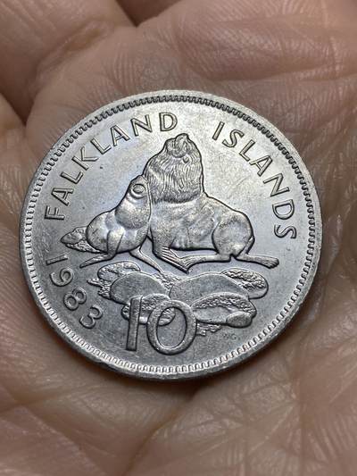 2025年第一百一十八场(总第一百四十四场）外国好品散币(免佣金) - 英属福克兰群岛🇫🇰1983年10便士(伊丽莎白二世中年花冠，第一版)