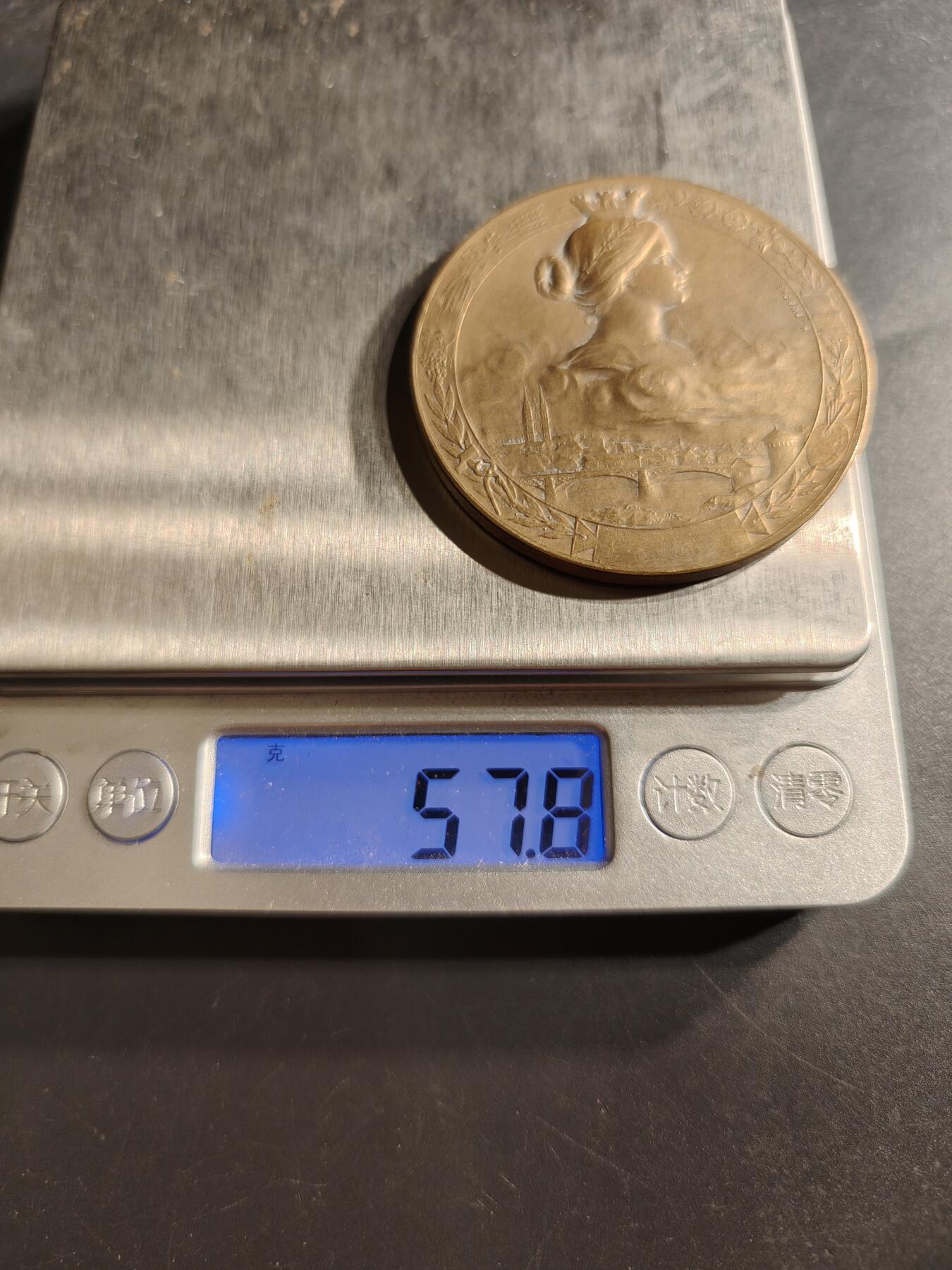老王徽章第159期 法国玛丽安娜大铜章    直径50mm.   重量57.8g