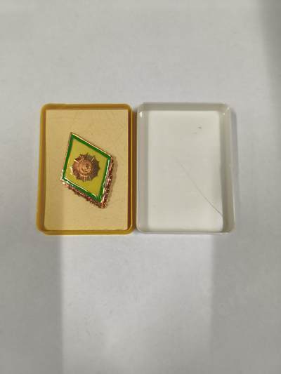 韵星假日拍卖第二十九期 -- Rimey Holidays Auction 29 - 民主德国内务部警察校徽 带原盒