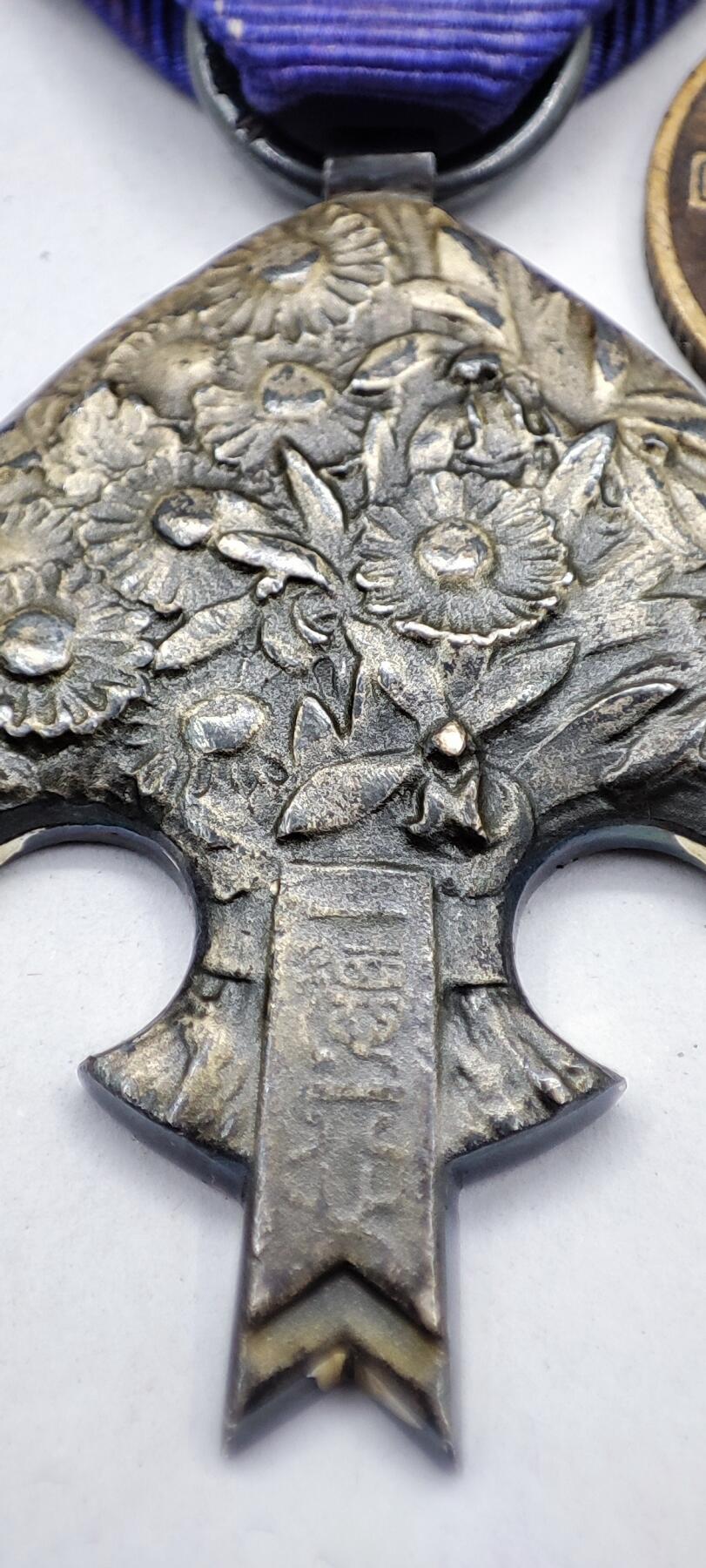 红色经典收藏拍卖专场第28期 勿忘历史勿忘国耻  伪满洲国皇帝访日纪念章带原盒破损