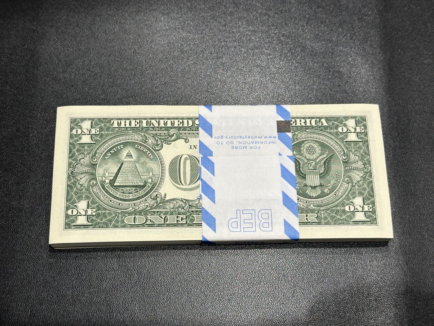 《外钞收藏家》第五百七十九期（连拍场）（本平台长期征集拍品、欢迎藏友们联系合作）