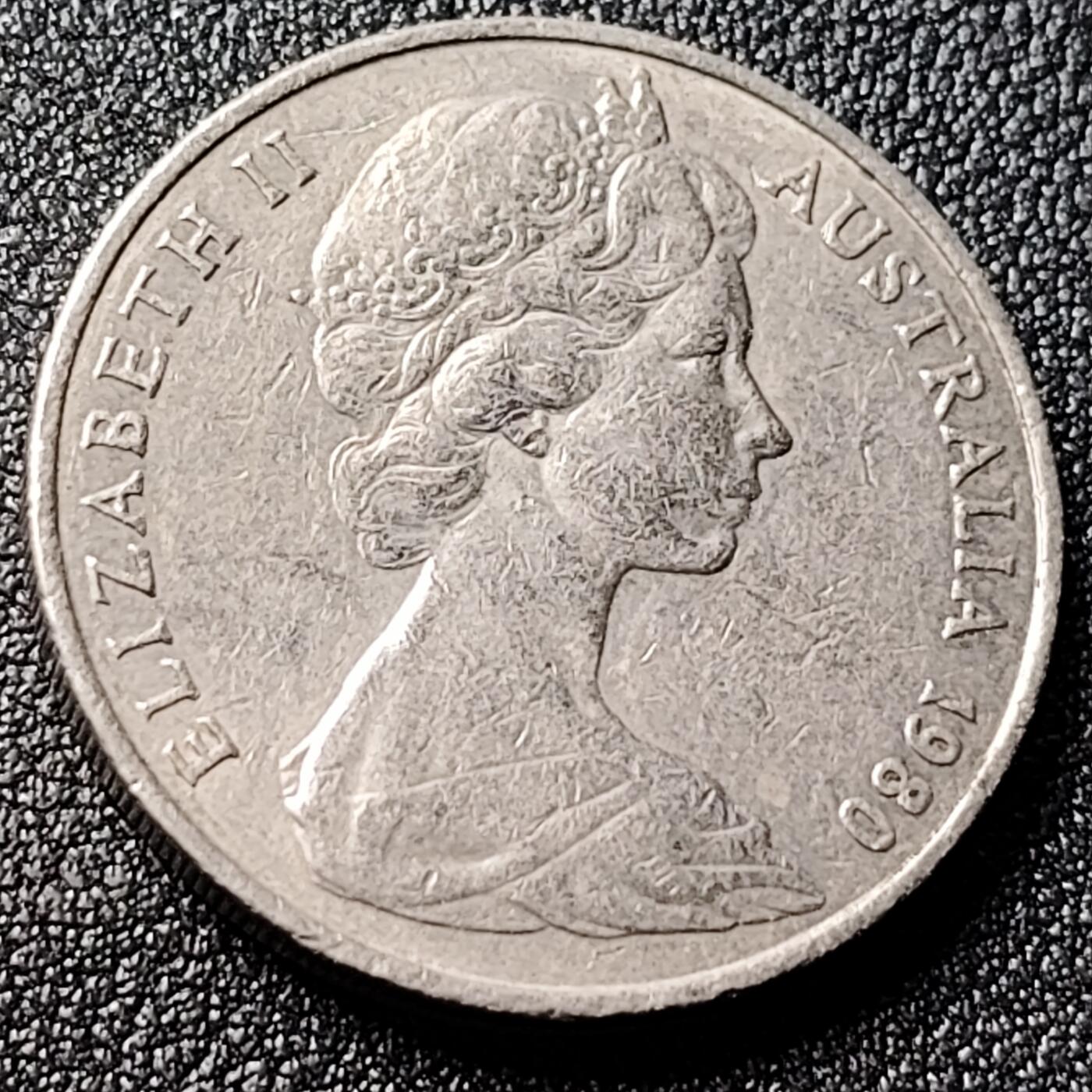 泉币菌-第118场-精品福利场 1980年英属澳大利亚20分 伊丽莎白女王  鸭嘴兽  28.5mm