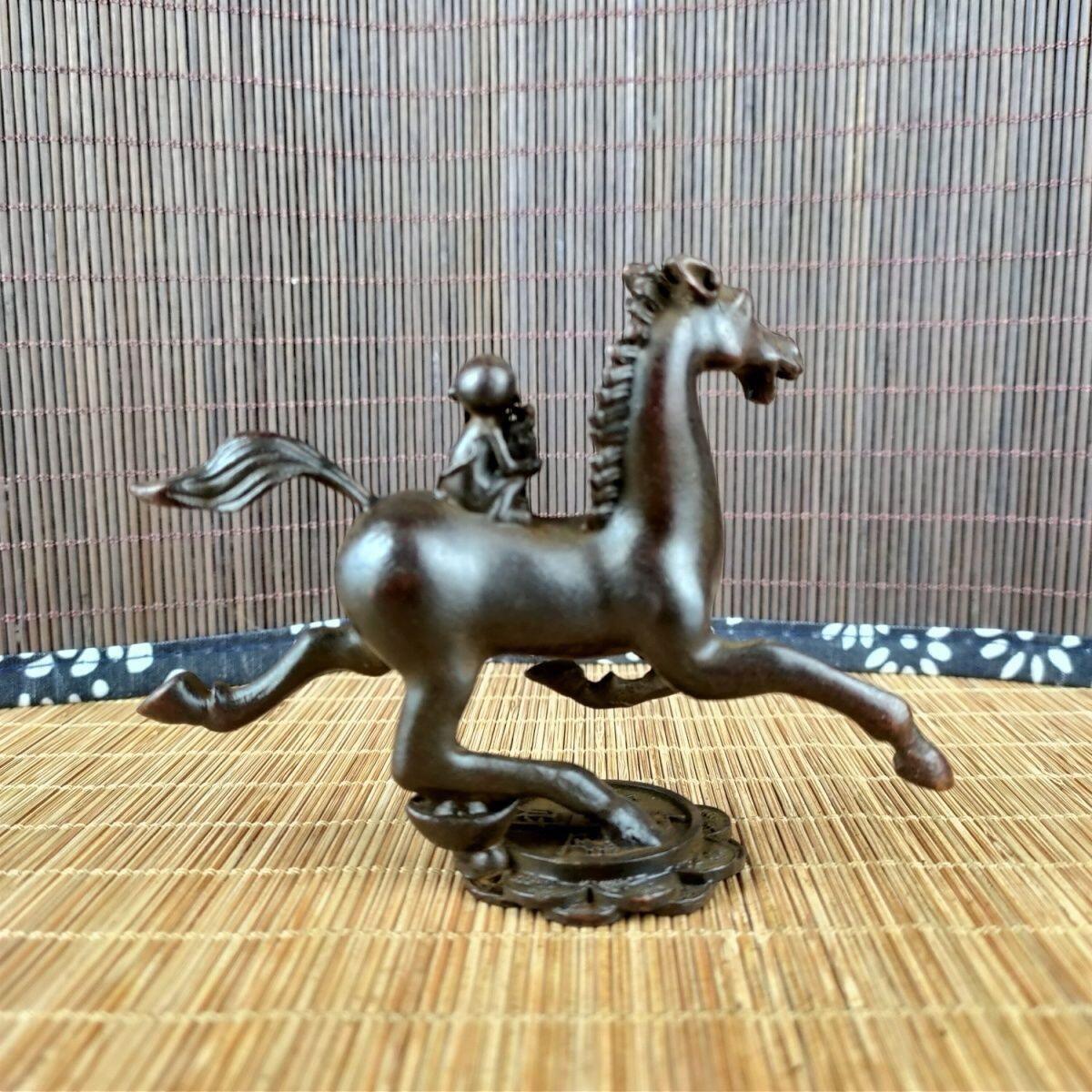 听雨轩 （十二）精品木雕 核雕 仿古合金铜马上封侯摆件