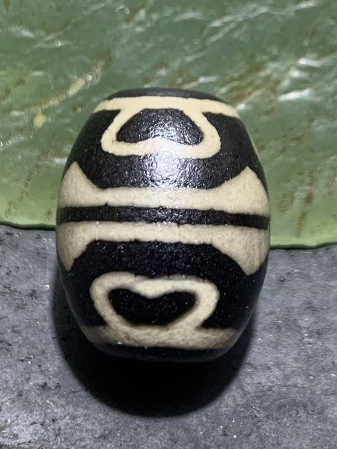 仅此一颗，精品藏传莲花天珠一颗，