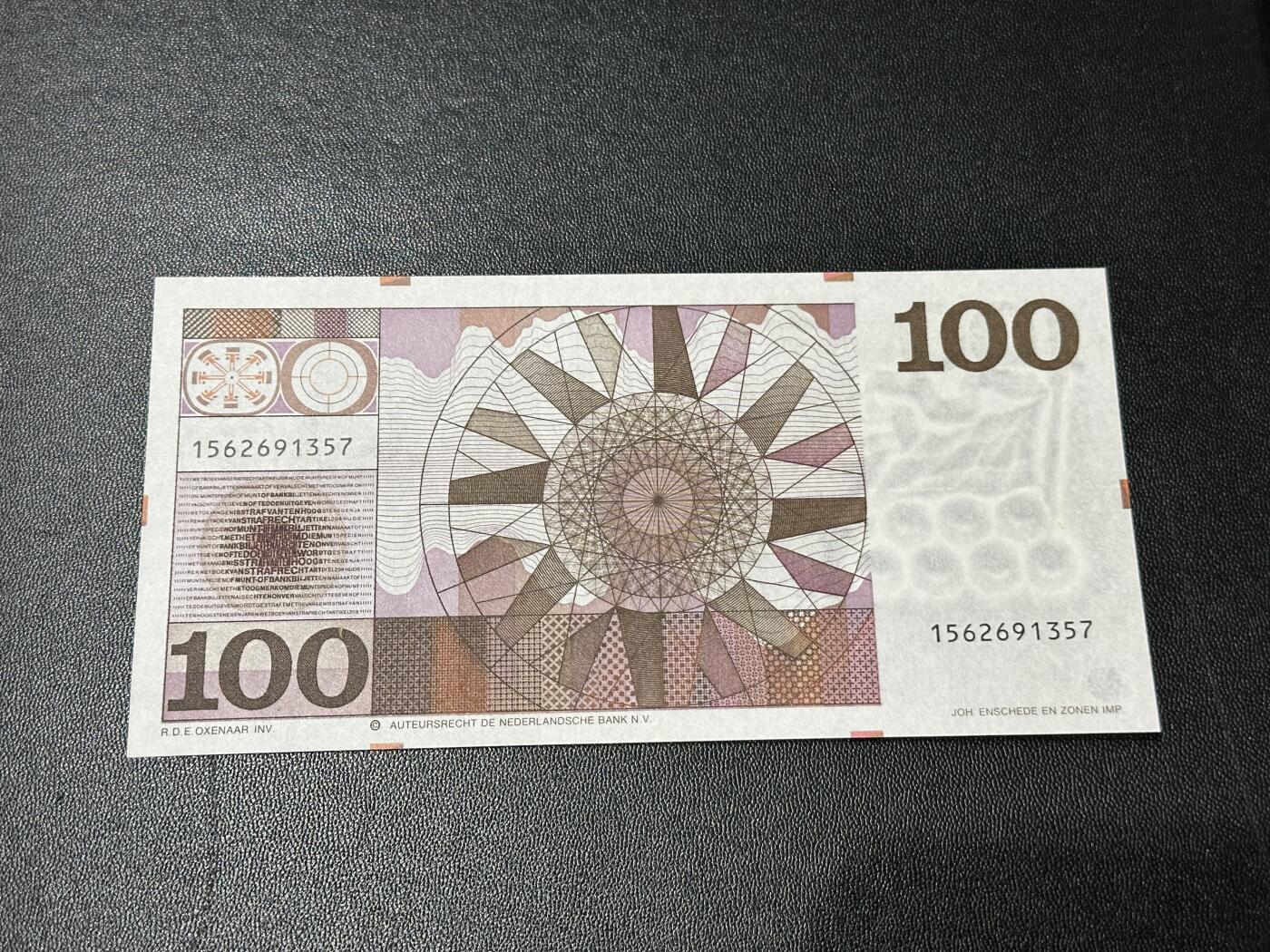 《外钞收藏家》第五百八十期（精选场）（本平台长期征集拍品、欢迎藏友们联系合作）