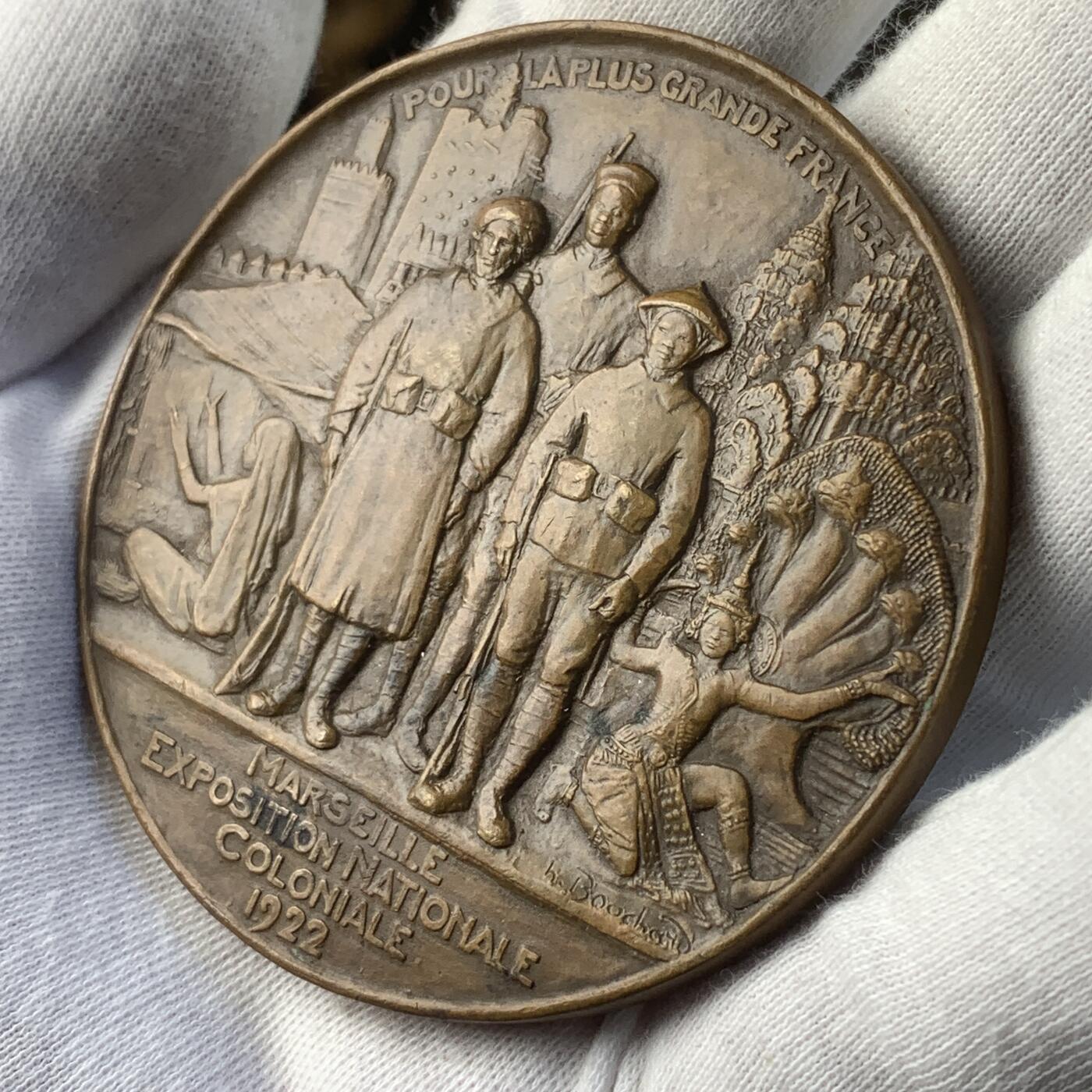 掌中浮雕-藏着的欧洲第039场 1922年法国马赛全球殖民大会实发奖章，67mm，原盒