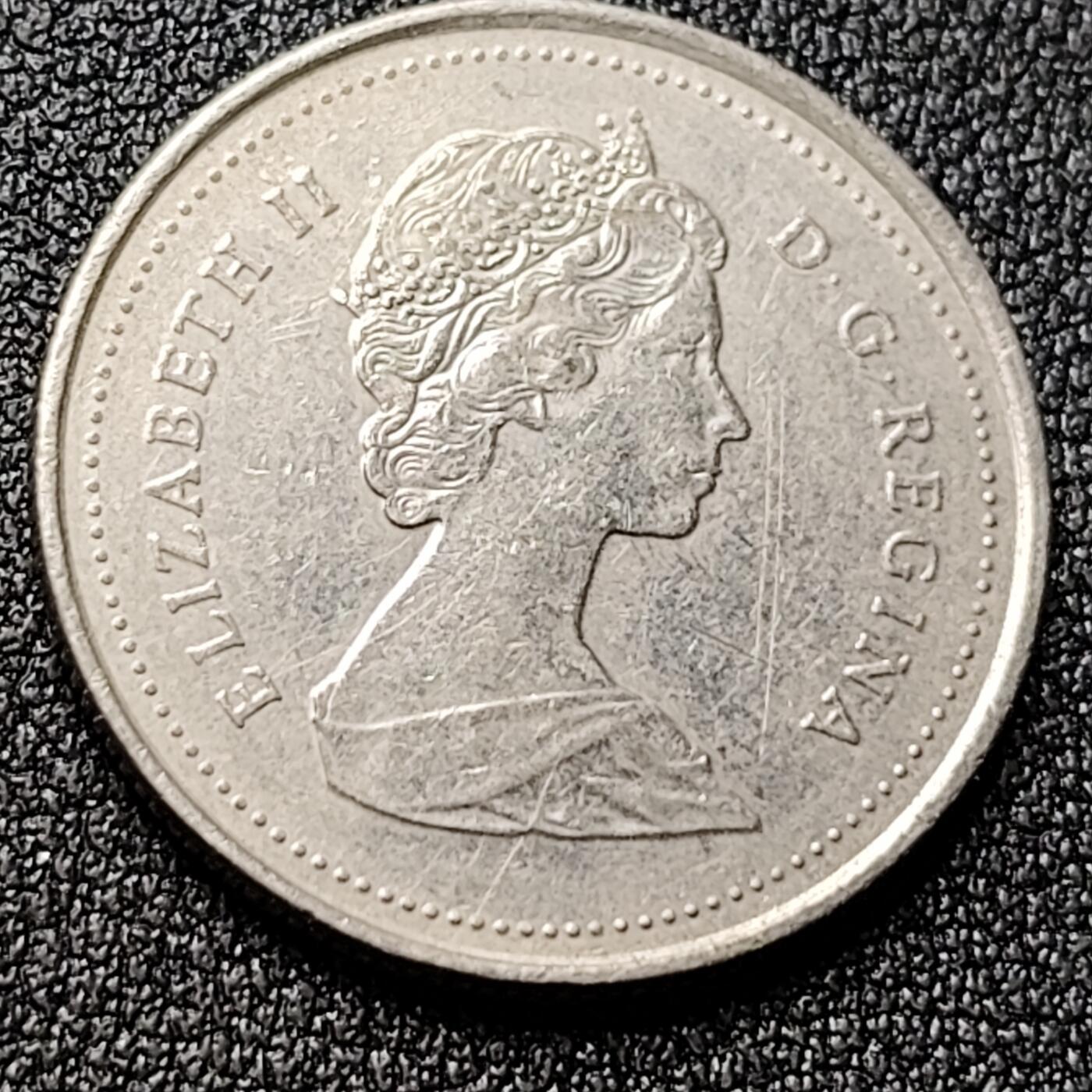 泉币菌-第119场-精品福利场 高币值 加拿大1989年1/4加拿大元 伊丽莎白二世 驯鹿 24mm 