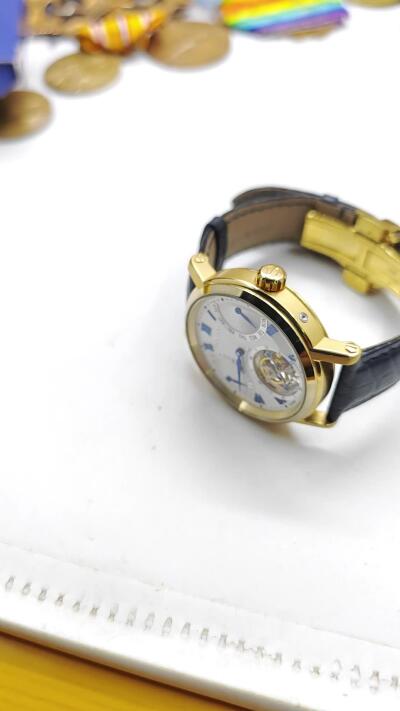 红色经典收藏拍卖专场第28期 保真原装海鸥手动陀飞轮皮带机械表818.924传承系列